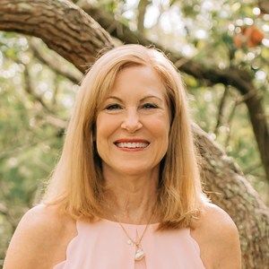 Meet your Posher, Marci